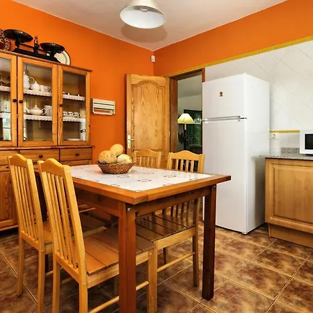 Casa Andrea Βίλα *