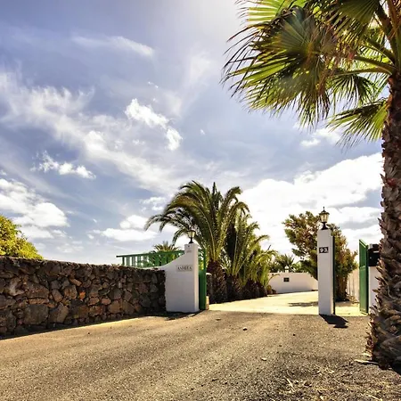 Casa Andrea ヴィラ *